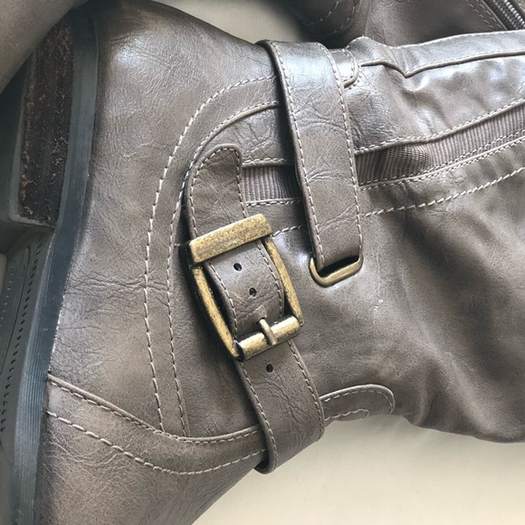 Tall Boots - Picture 2 of 8